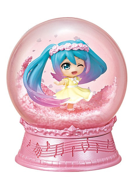 RE-MENT/Hatsune Miku Scenery Dome - A Story of Seasons Played (1/4)